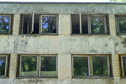 Panevėžio rajone nebeliks pastato vaiduoklio, kuriame vis dar glaudžiasi žmonės.