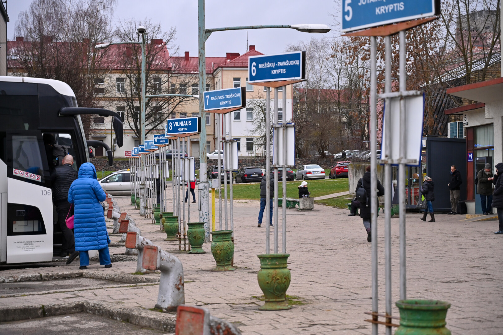 Įdiegus e. bilietą ir po rajoną kursuojančiuose priemiestiniuose autobusuose, keliauti būtų patogiau visiems – rajono gyventojams ir panevėžiečiams. P. ŽIDONIO nuotr. 