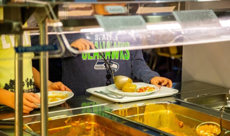 Kainų augimo bumas neaplenkė ir Panevėžio mokyklų valgyklų.