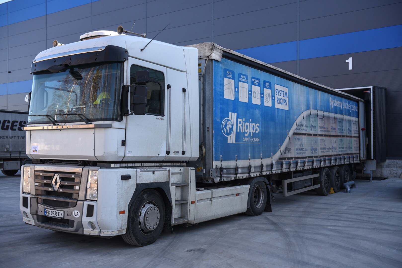 Nuo pat karo Ukrainoje pradžios Panevėžys savo miestui partneriui Vinyciai skiria įvairios pagalbos – nuo maisto, medikamentų iki gyvybiškai svarbių elektros generatorių ar stovyklų ukrainiečių vaikams, kare netekusiems tėvų. G. KARTANO nuotr.