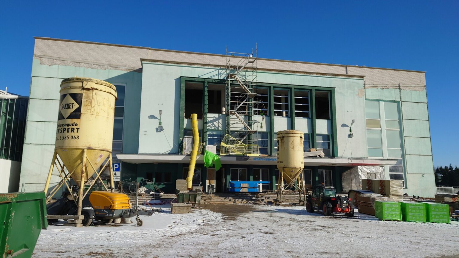 „Aukštaitijos“ sporto rūmų su moderniu baseinu statybų pabaigtuvių laukiama geriausiu atveju kitų metų rudenį.