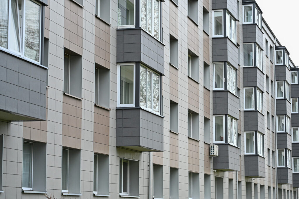Visas Panevėžyje registruotas nekilnojamasis turtas (NT) įvertintas beveik 3,95 mlrd. eurų ir tai yra 7 proc. daugiau nei praėjusiais metais, skelbia masinį visos šalies NT vertinimą atlikęs Registrų centras.