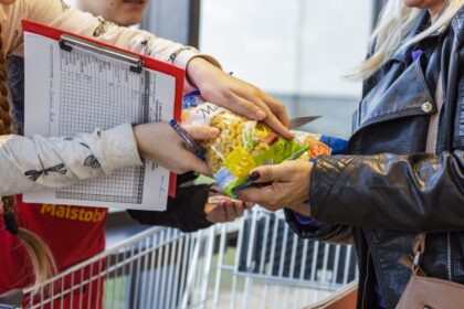 Penktadienį, prieš pirmąjį naujai sukurtos Maisto tarybos posėdį, jai vadovaujantis žemės ūkio ministras Ignas Hofmanas teigia, kad siekiant rasti greito maisto brangimo priežastis, bus atlikta maisto tiekimo grandinės analizė.