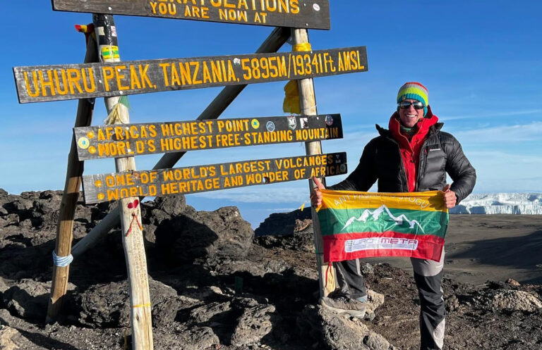 Panevėžietis verslininkas ir ekstremalas Justas Narkevičius intensyviai ruošiasi vienam svarbiausių gyvenimo iššūkių – šturmuoti aukščiausią pasaulio viršukalnę Everestą.