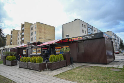 Vienos Panevėžio mokyklos socialinės pedagogės bendruomenei išplatintas laiškas, kad jų moksleivis galbūt vos netapo nusikaltimo auka, sukėlė nerimą ir kitų švietimo įstaigų mokinių tėvams.