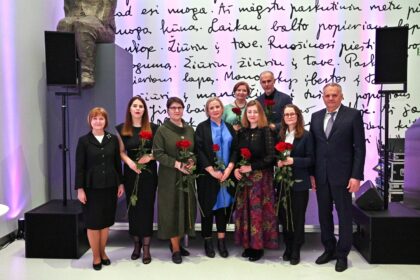 Pasaulinę meno dieną, minimą balandžio 15-ąją, Panevėžyje įteiktos Kultūros ir meno premijos.