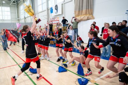 Panevėžio sporto centro krepšinio trenerės Rima Daunienė ir Ilona Rimšienė gyvena džiugiomis nuotaikomis.