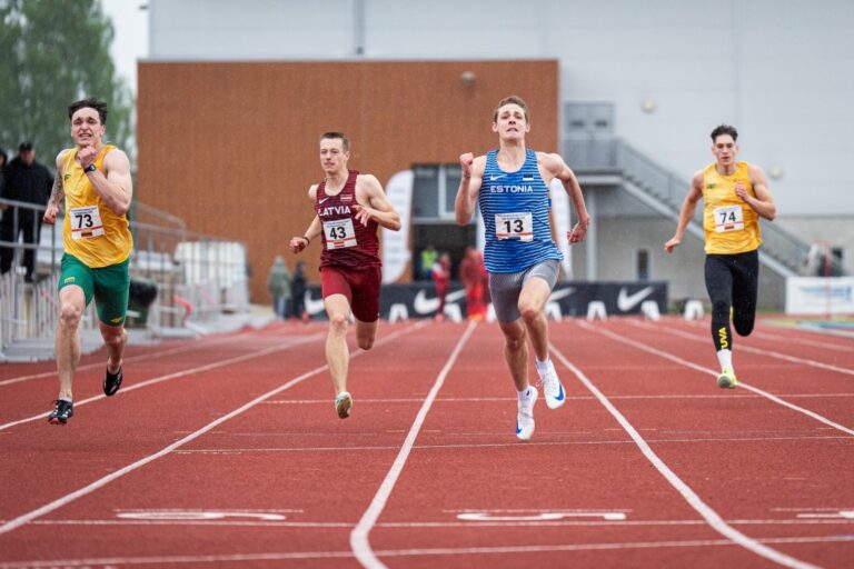Praėjusią savaitę Panevėžio sporto centro lengvaatlečiai dalyvavo įvairiuose šalies bei tarptautinėse varžybose, kuriose pelnė visų spalvų medalius.