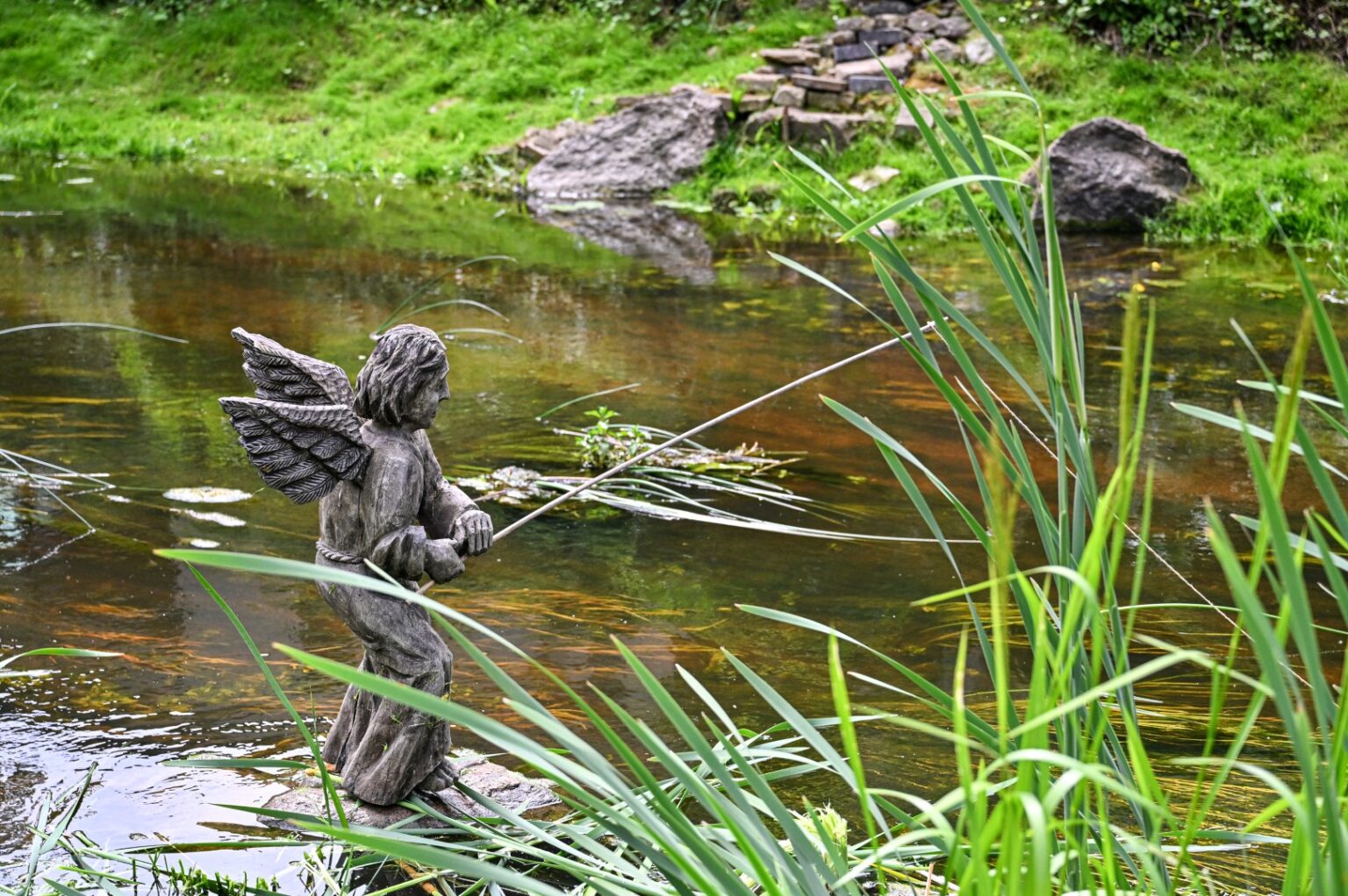 Miežiškiuose esantis Angelų slėnis, į kurį renkamasi švęsti, kuriame noriai fotografuojasi sukaktuvininkai ir vestuvininkai, oficialiai tampa lankytina, taigi reprezentacine Panevėžio rajono vieta.
