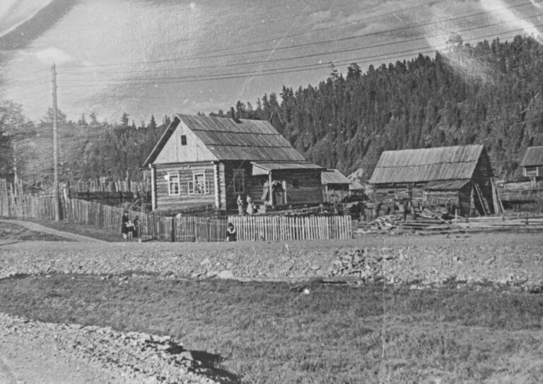 Lietuva mini Gedulo ir vilties dieną. Prieš 84-erius metus prasidėjęs masinis gyventojų trėmimas į Sibirą sugriovė daugelio lietuvių gyvenimus.