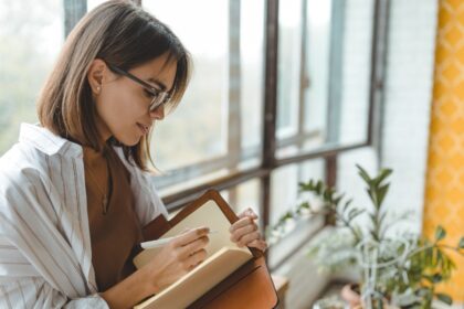 Atrodo paprasta: sugalvojai tikslą — laikyk jį galvoje ir siek jo. Tačiau, kaip rodo praktika (ir mokslas), vien tik apie jį galvoti neužtenka.