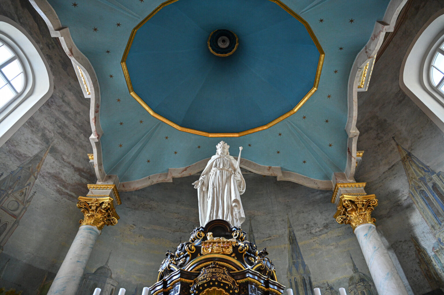 Panevėžio vyskupija, 2026 metais švęsiantį šimtąjį jubiliejų, jau turi tokiai progai skirtą logotipą bei himno žodžius.