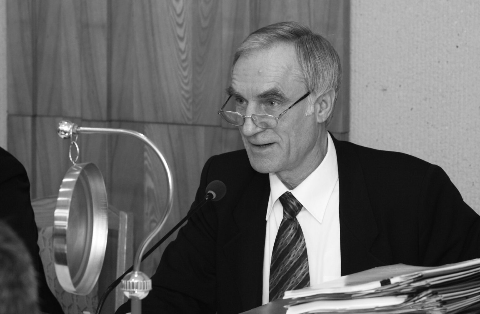 Penktadienio rytą užgeso buvusio Panevėžio mero, ilgamečio Socialdemokratų partijos Panevėžio skyriaus pirmininko Povilo Vadopolo gyvybė.