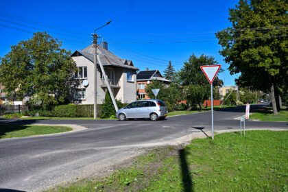 Panevėžiečiai, gyvenantys Rožyno individualių namų mikrorajone, po gatvių remonto jau pradeda bijoti išeiti į gatvę.