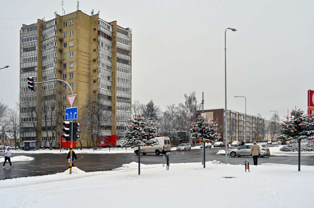 Panevėžio miesto savivaldybės taryba šiandien pritarė sprendimui pradėti vieną svarbiausių artėjančių metų infrastruktūros projektų – kapitaliai suremontuoti Beržų gatvės atkarpą nuo J. Basanavičiaus iki Ramygalos gatvės ir rekonstruoti J. Basanavičiaus–Beržų gatvių sankryžą į žiedinę.