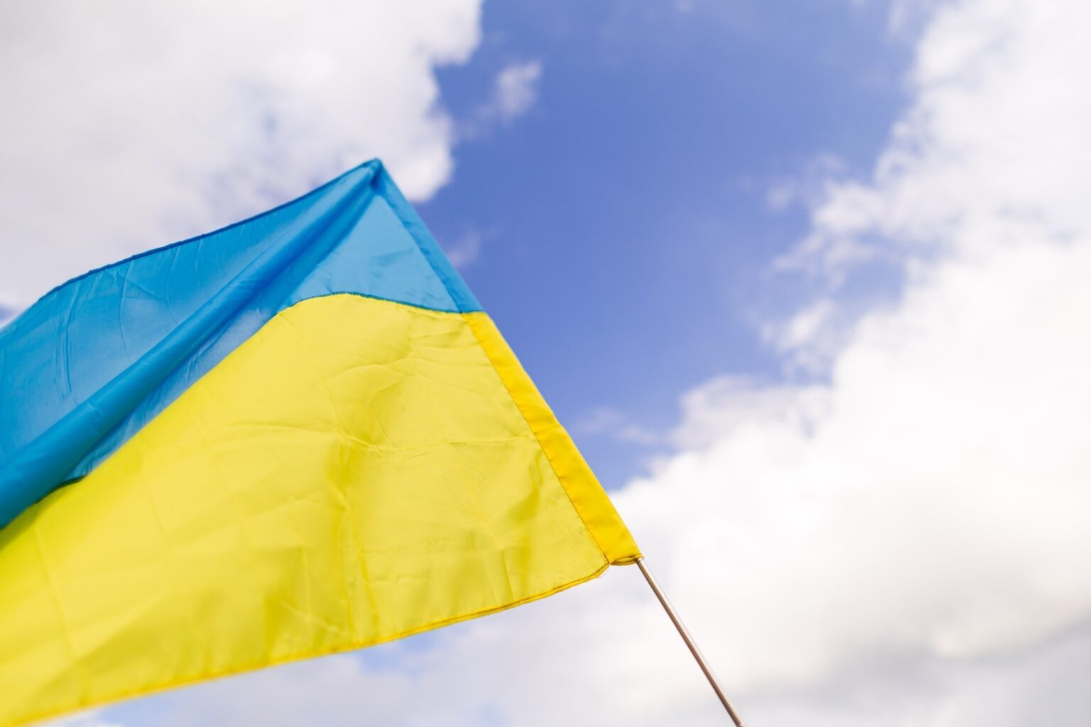 Oficiali paramos Ukrainai platforma „UNITED24“, lietuvių įkurta pasaulinė pinigų pervedimo bendrovė „TransferGo“ ir skaitmeninių mokėjimų lyderė „Visa“ Europoje pradeda bendrą paramos kampaniją „Kiekvienas pervedimas svarbus“.