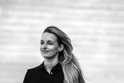 Advento pradžia – metas, kai daugiau tylos ir tamsos, bet ir daugiau artumo.