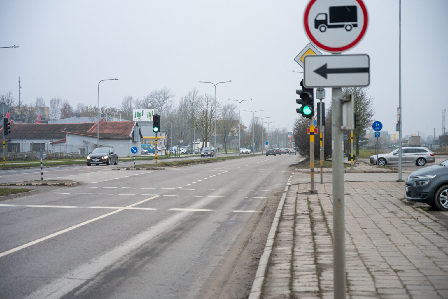 Palei geležinkelį besidriekiančios S. Kerbedžio gatvės, vienos svarbiausių Panevėžyje transporto arterijų, laukia pokyčiai.