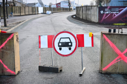 Žadama, kad visi, kuriems dėl uždarytos Pušaloto gatvės atkarpos tenka sukti nemažą lankstą per miestą, greitai galės lengviau atsipūsti.
