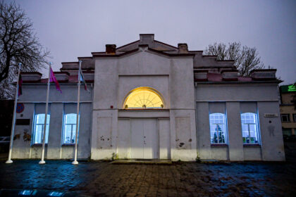 Dar XIX amžiaus pabaigą menantis pastatas Respublikos gatvėje, kuriame kūrėsi Panevėžio teatro legenda ir dešimtmečius veikė Šaulių sąjunga, artimiausiu metu bus uždarytas.