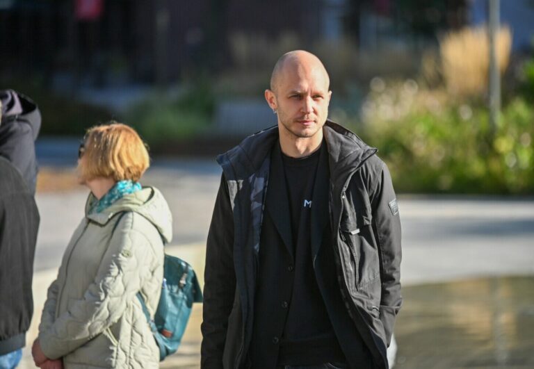 Panevėžio kultūros bendruomenę šią savaitę pasiekė netikėta žinia: antrąją kadenciją vos įpusėjęs teatro „Menas“ direktorius Anupras JUCIUS laimėjo konkursą vadovauti Kultūros ministerijai pavaldžiam Klaipėdos dramos teatrui.