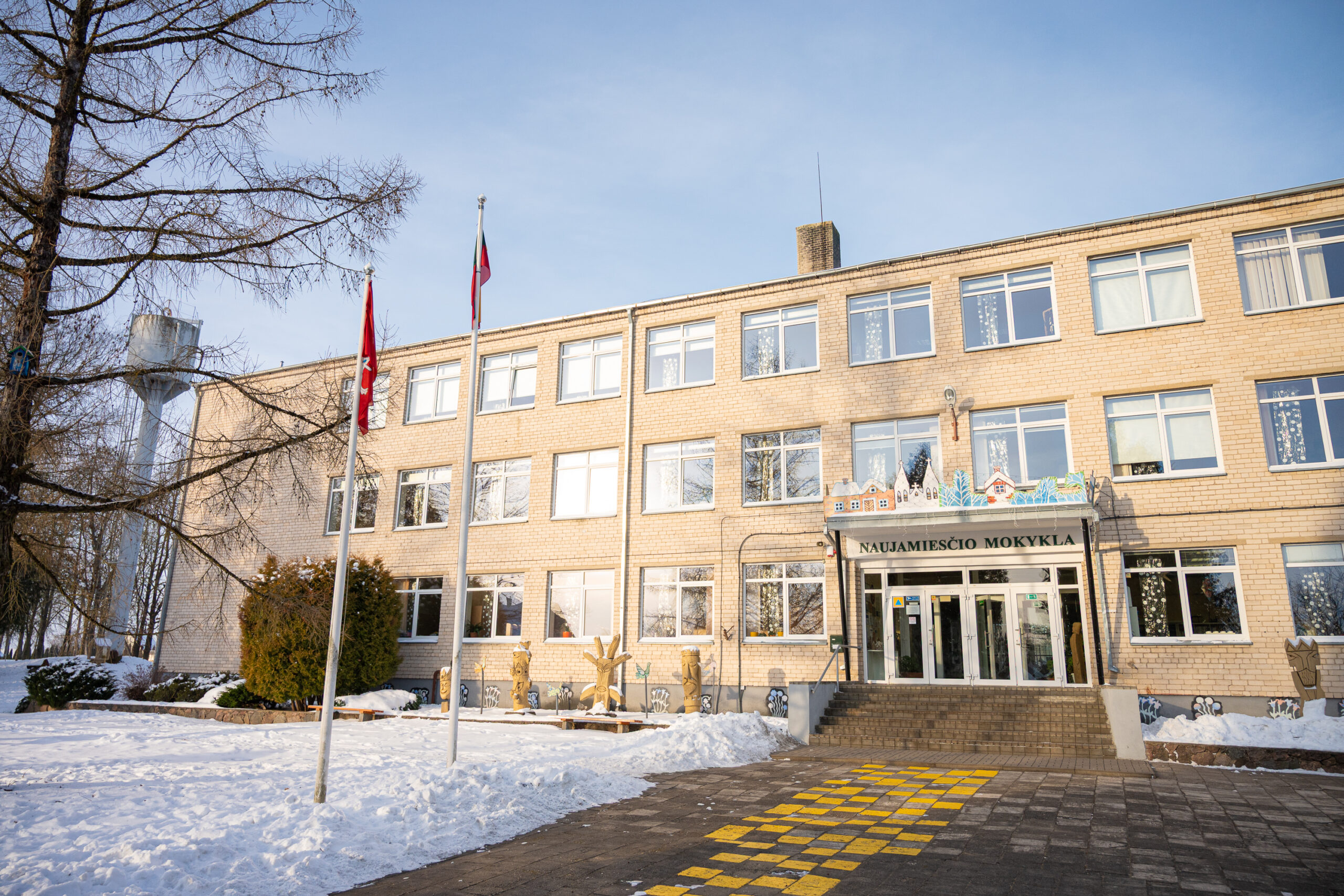 Rajono švietimo žemėlapį koreguoja patys gyventojai: kol vienose kaimuose daugėjant vaikų statomi nauji darželiai, kituose ieškoma būdų, kaip jų neuždaryti. P. ŽIDONIO nuotr.