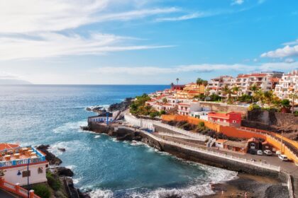 Tenerifė – tai ne tik populiariausia atostogaujančių lietuvių žiemos kryptis. Tai sala, kur susipina senovės istorija, įspūdinga gamta, autentiška virtuvė ir savita kultūra.