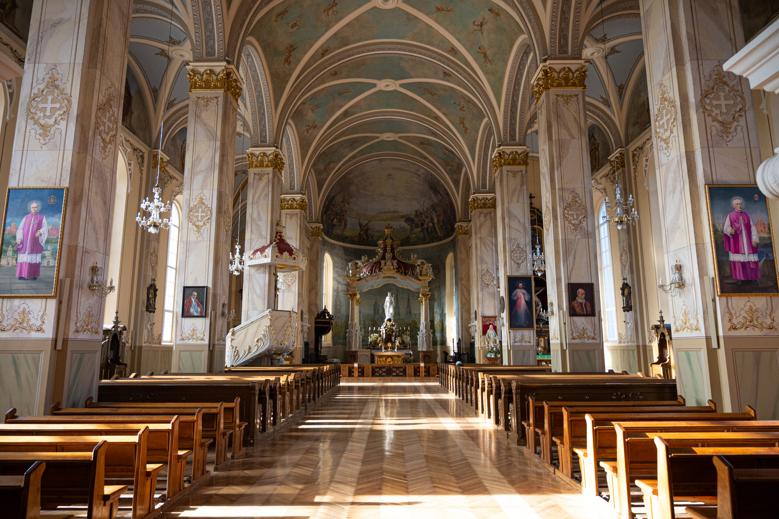 Panevėžio vyskupijos 100-ojo jubiliejaus šventimo organizacinė komanda kviečia perrašyti kurią nors iš keturių Evangelijų.