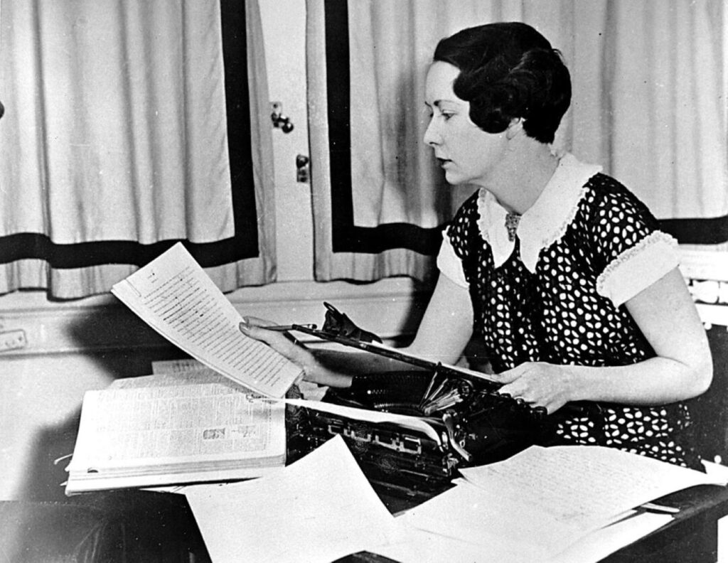 Margaret Mitčel – viena garsiausių XX amžiaus amerikiečių rašytojų, kurios vardas amžiams susietas su romanu „Vėjo nublokšti“.