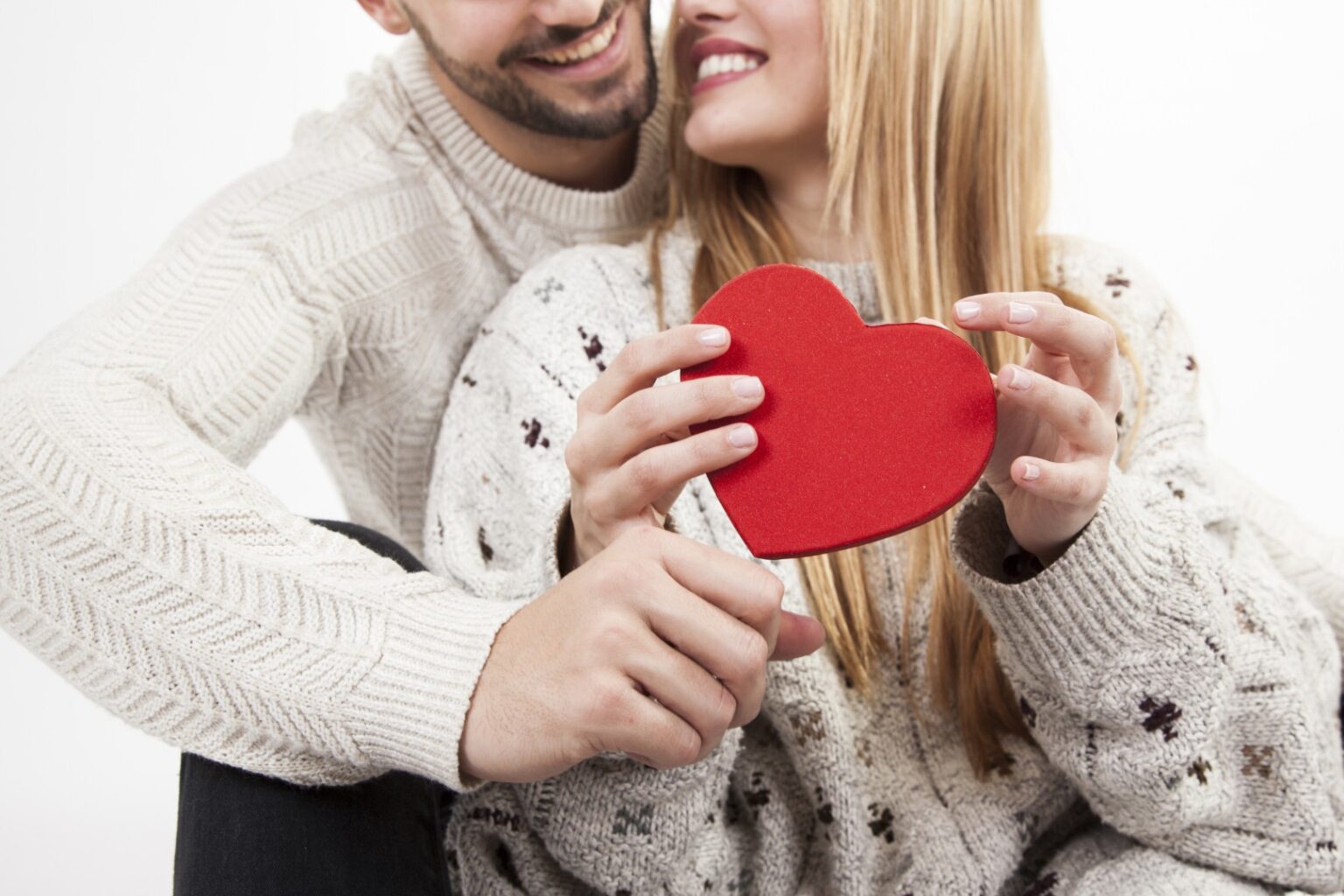 Naujausias KOG rinkodaros ir komunikacijos mokslų instituto tyrimas rodo, kad Valentino diena daugumai Baltijos šalių gyventojų yra būdas parodyti vienas kitam dėmesį, palepinti ir apdovanoti, tačiau ne paskutinėje vietoje ir sekso reikalai.