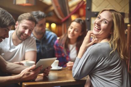 Tarptautinę gimtosios kalbos dieną tradiciškai paskelbti Metų žodžio ir Metų posakio rinkimų nugalėtojai. Žodžius ir posakius atskirai rinko internautai ir komisija.