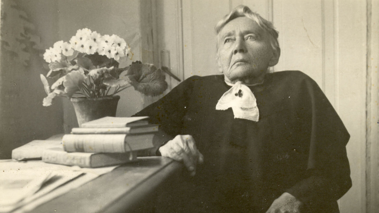 Kelione po gyvenimą tapo Panevėžio apskrities Gabrielės Petkevičaitės-Bitės viešojoje bibliotekoje surengtas humanitarinių mokslų daktarės Ingos Daugirdės monografijos „Gabrielė Petkevičaitė-Bitė. Gyvenimo ir veiklos verpetai“ (I dalis) pristatymo vakaras.