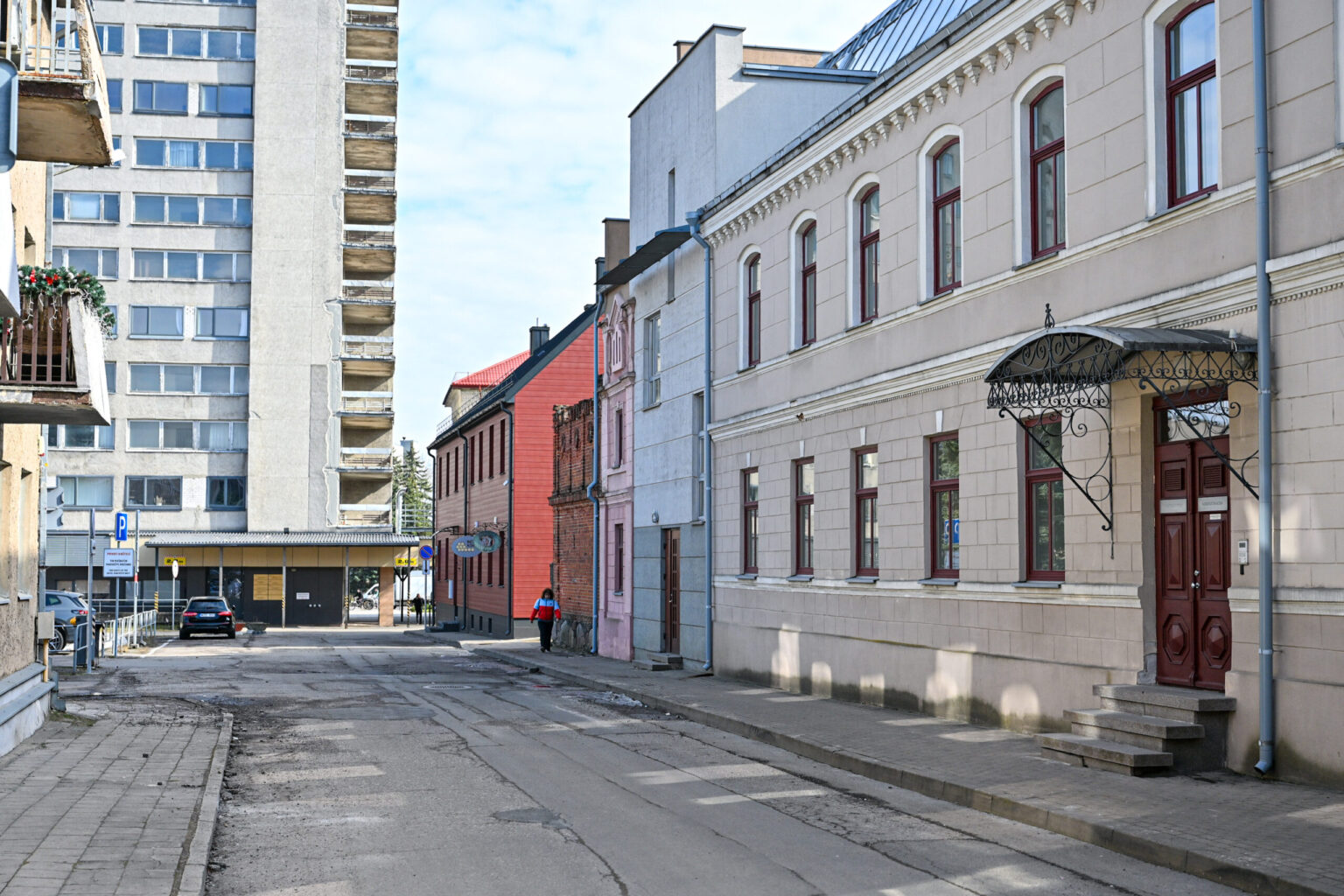 Panevėžio centro senosios siauros gatvelės artimiausiais metais turėtų gerokai pasikeisti – jose atsirasti daugiau žalumos, jaukių poilsio kampelių, erdvių renginiams, netgi vaikų žaidimo aikštelių.