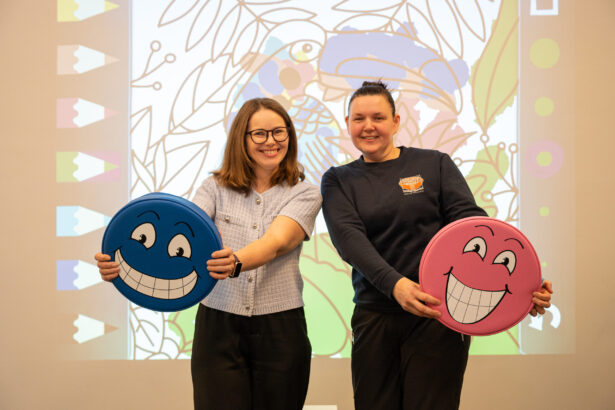 Šylant orams, Smilgių gimnazijos kieme kartais pirmiausia pasigirsta ne skambutis į pamoką, o motociklo gausmas.