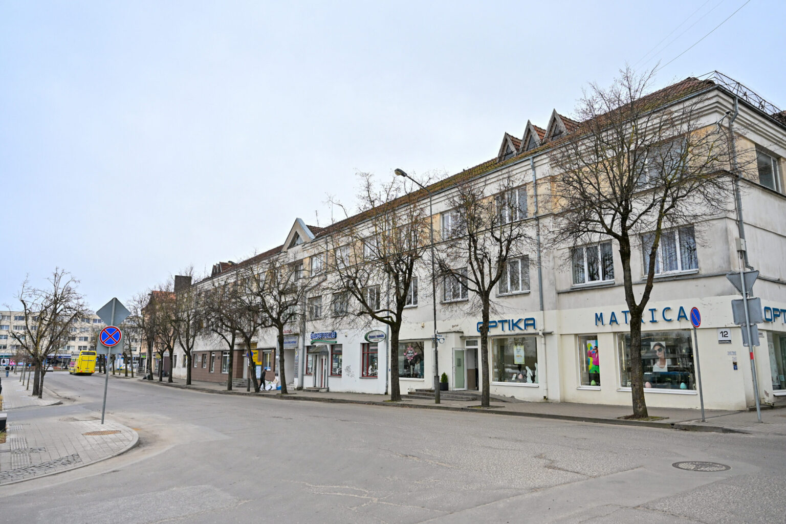 Sprendimas parduoti pačiame Panevėžio centre, nerenovuotame name esančias miesto Savivaldybei priklausančias patalpas įplieskė ginčą Taryboje.