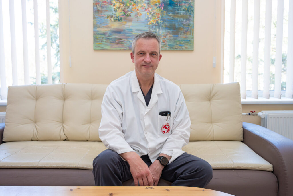 Stažuotė Ukrainos medicinos įstaigose Respublikinės Panevėžio ligoninės ortopedui-traumatologui Vyčiui Aleksandravičiui suteikė ne tik profesinės patirties, bet ir vertingų gyvenimiškų pamokų.