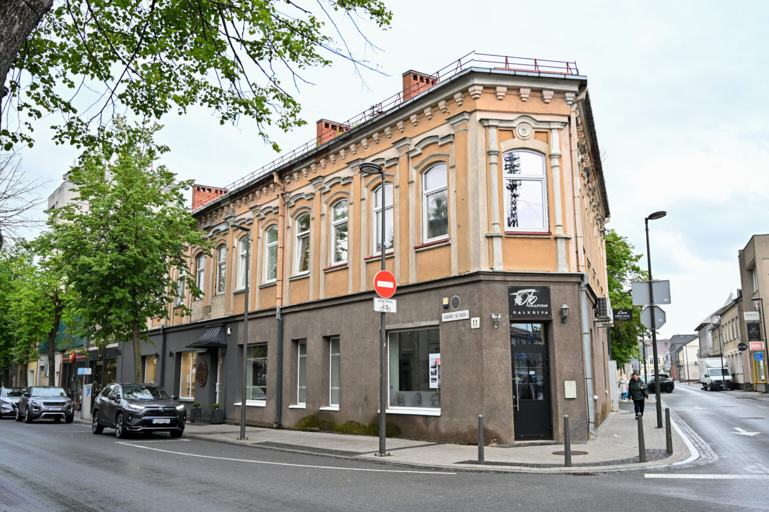 Panevėžio fotografijos galerijoje nauja paroda „Kelyje“ kviečia leistis į ne visada tiesų, tačiau prasmingą maršrutą per asmenines istorijas, kultūrinę atmintį ir sapnų pasaulį.