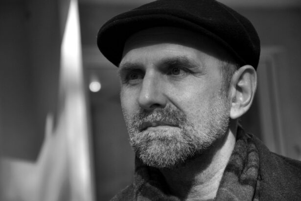 Eidamas šešiasdešimt šeštuosius metus, trečiadienį mirė poetas Aidas Marčėnas, praneša Lietuvos rašytojų sąjunga.