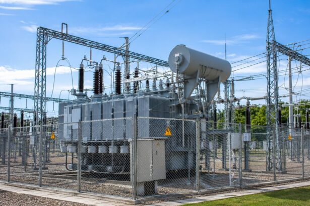 Maždaug valandai sutrikęs elektros tiekimas antradienį sukėlė nemažą sumaištį Panevėžyje ir jo apylinkėse.