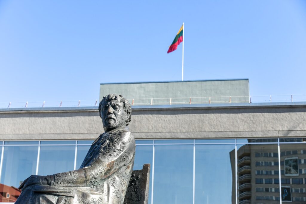 Aktoriumi į teatrą – per darbo skelbimą. Dar visai neseniai tokia formuluotė galėjo skambėti neįprastai, tačiau Panevėžyje ji tampa vis dažnesnė.